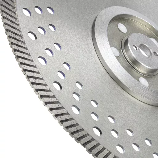 Алмазный диск по армированному бетону 230 мм Double Cut CnB TURBO Kronger